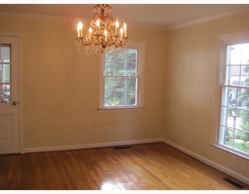 2035 Swallow Hill Road Pittsburgh, PA 15220 - Photo 6 of 18 Dining Room.