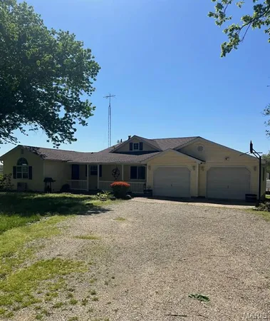 $345,000 | 3848 East Lindburg Road, Cuba, MO 65453