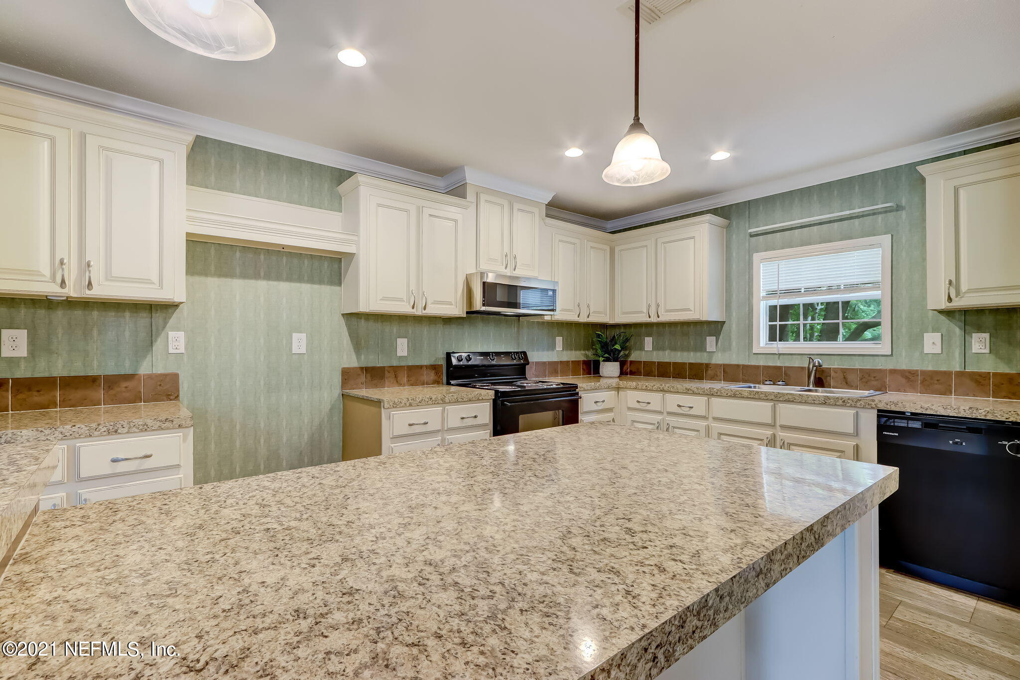 85250 Theresa Road Yulee, FL 32097 - Photo 6 of 16 12-web-or-mls-25_85250 Theresa Rd