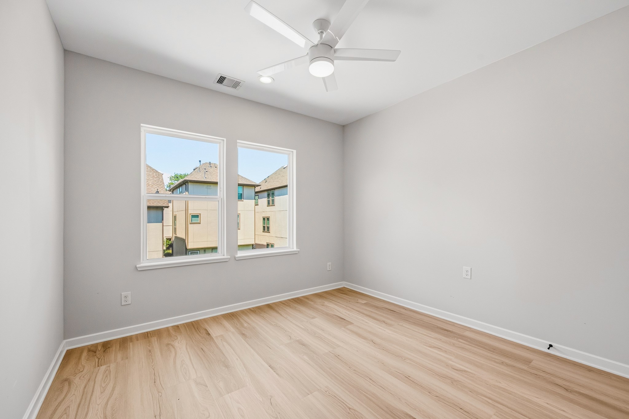 2032 West Tidwell Road Houston, TX 77091 - Photo 23 of 39 Gallery Image 23