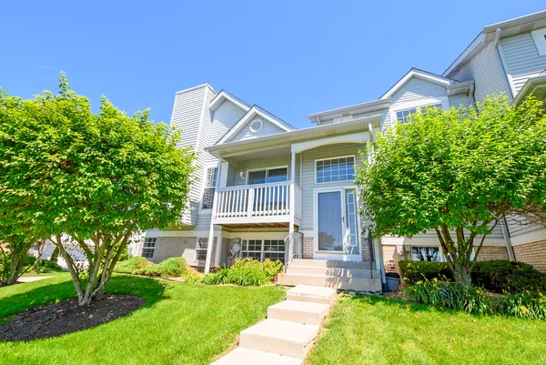 $264,900 | 17439 Yakima Drive, Lockport, IL 60441