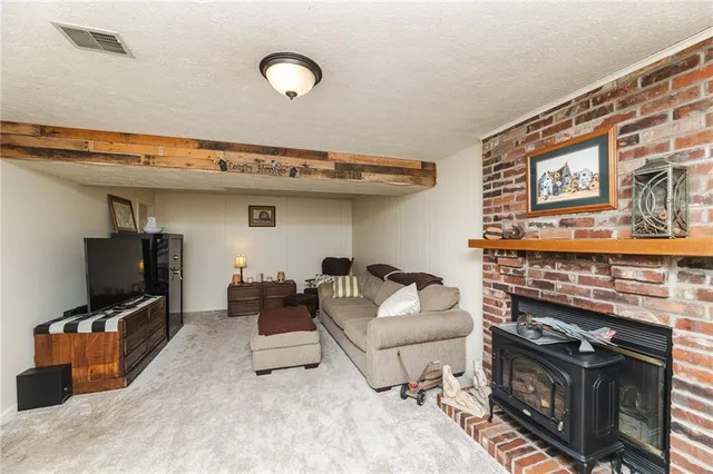 $375,000 | 905 Glenwood Court, Cranberry Township, PA 16066