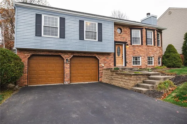 $375,000 | 905 Glenwood Court, Cranberry Township, PA 16066