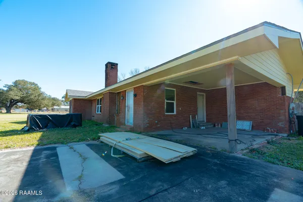 $80,000 | 211 Perry Drive, Abbeville, LA 70510