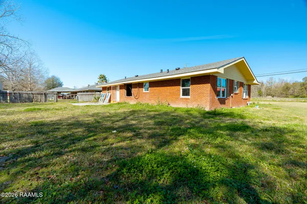 $80,000 | 211 Perry Drive, Abbeville, LA 70510