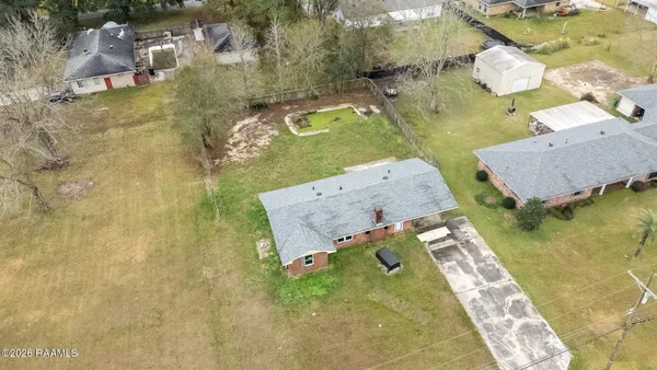 $80,000 | 211 Perry Drive, Abbeville, LA 70510