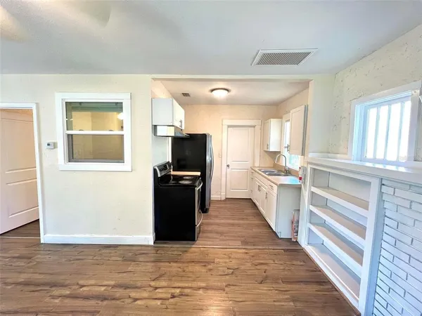 $1,595 | 1529 12th Street South, Unit A, St. Petersburg, FL 33705