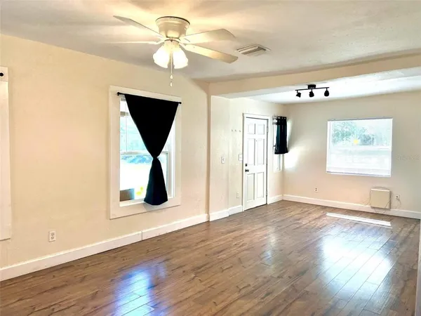 $1,595 | 1529 12th Street South, Unit A, St. Petersburg, FL 33705