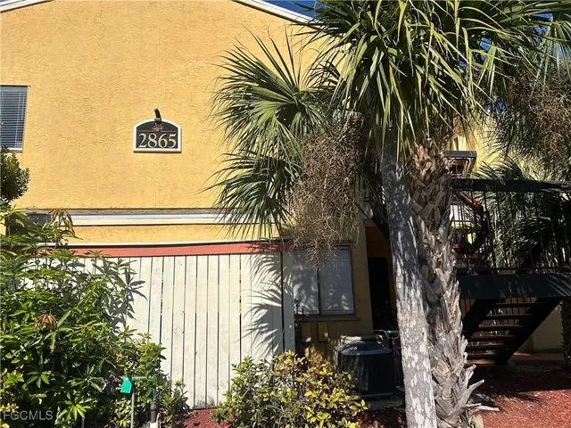 $99,500 | 2865 Winkler Avenue, Unit 407, Fort Myers, FL 33916