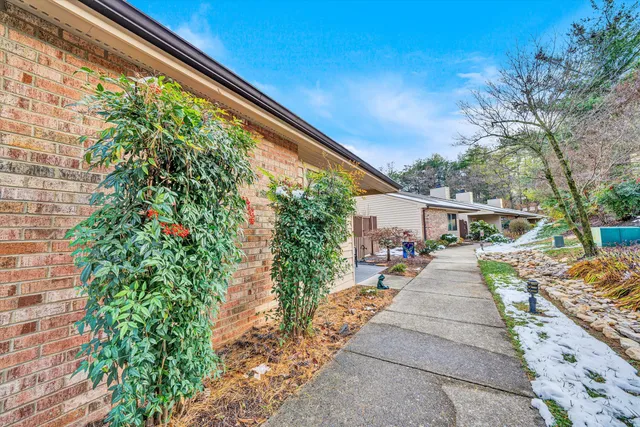 $319,950 | 443 Windward Drive Southwest, Unit 443, Roanoke, VA 24018