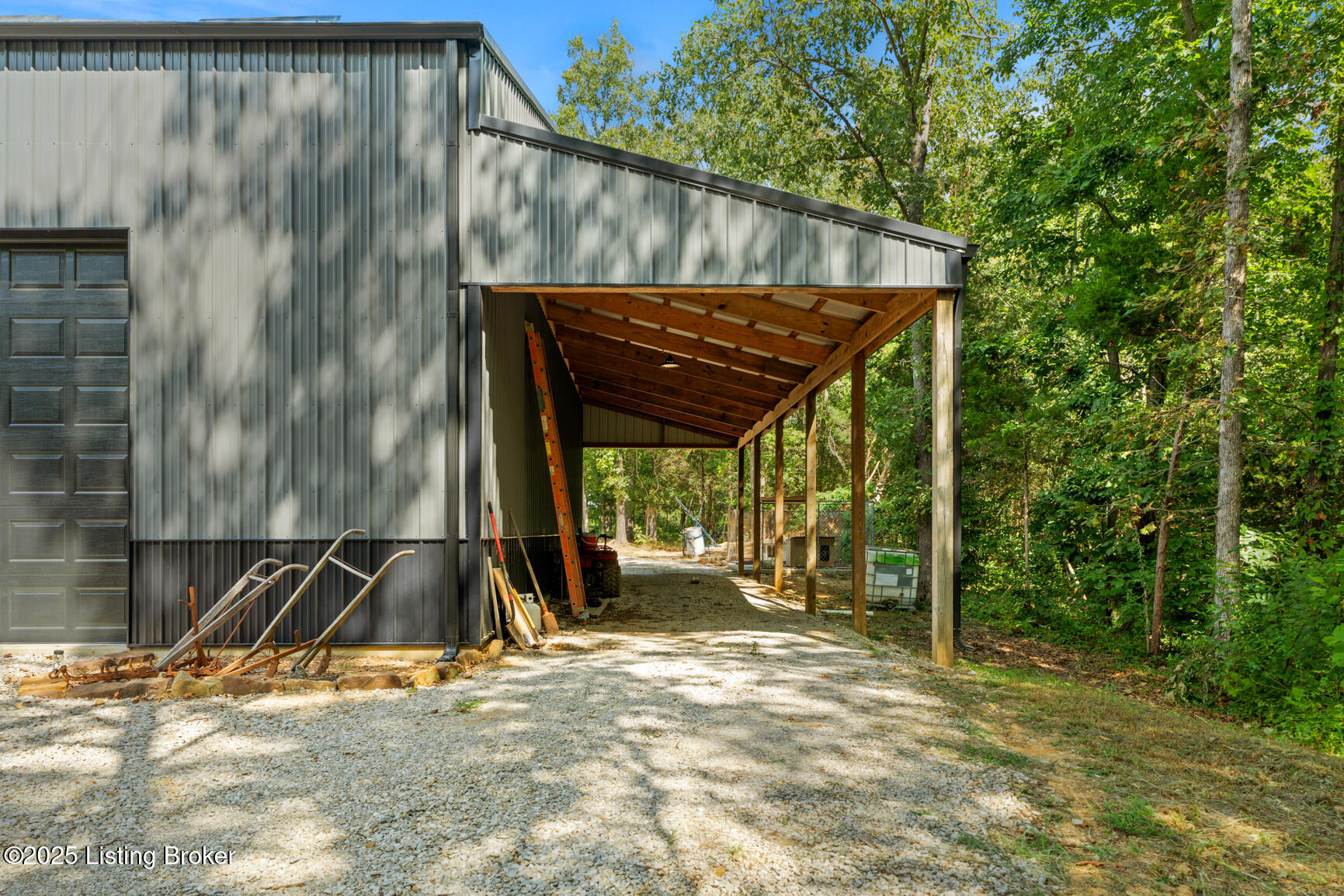 1340 Bobby Haynes Road Harned, KY 40144 - Photo 6 of 29 DSC07313