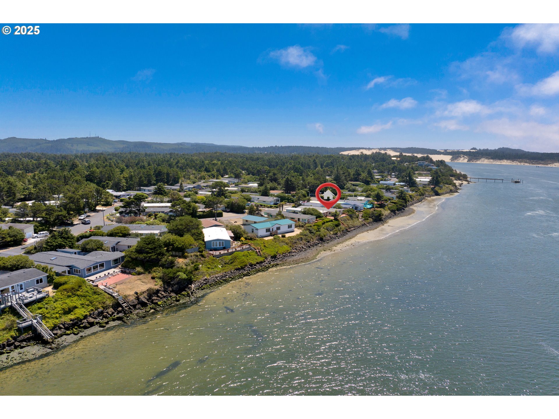 1601 Rhododendron Drive, Unit 610 Florence, OR 97439 - Photo 3 of 48 a view of a city