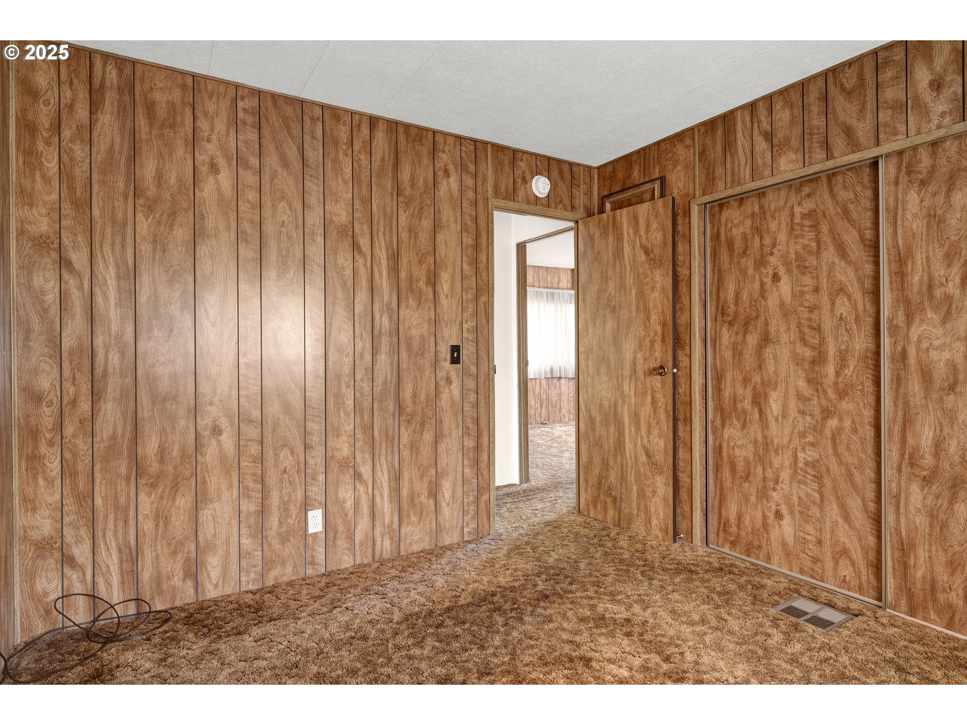 1601 Rhododendron Drive, Unit 610 Florence, OR 97439 - Photo 32 of 48 a view of a black door