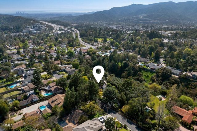 $2,100,000 | 4639 El Camino Corto, La Canada Flintridge, CA 91011