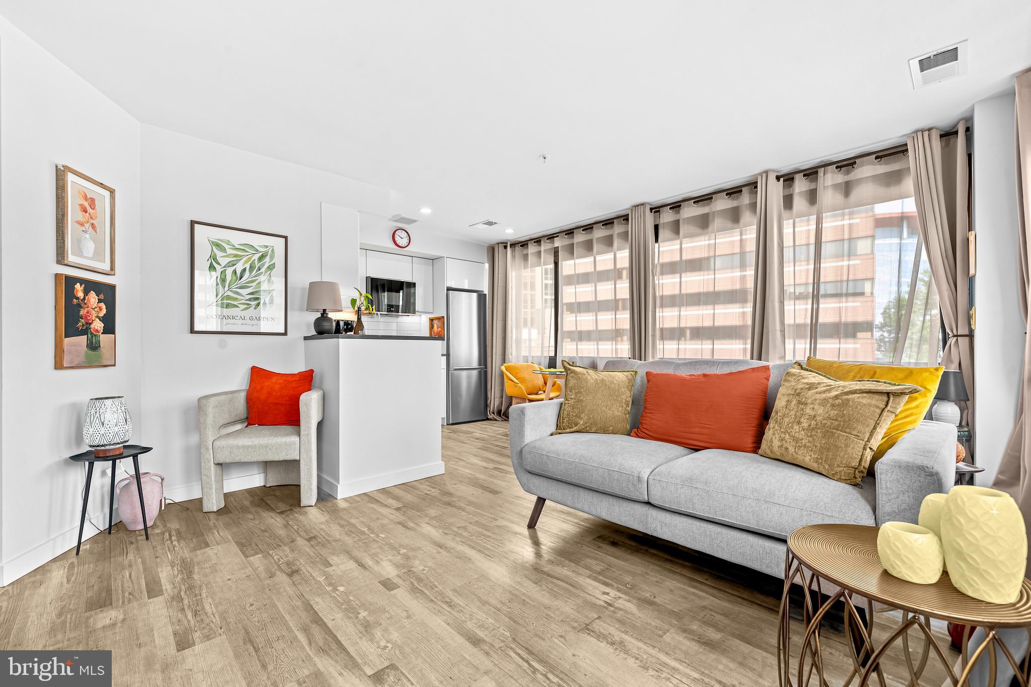 700 Roeder Road, Unit 403 Silver Spring, MD 20910 - Photo 13 of 42