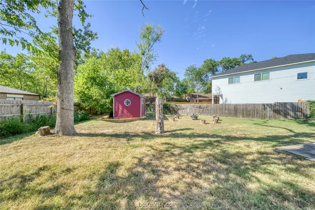 $500 | 1410 Clement Court, College Station, TX 77840