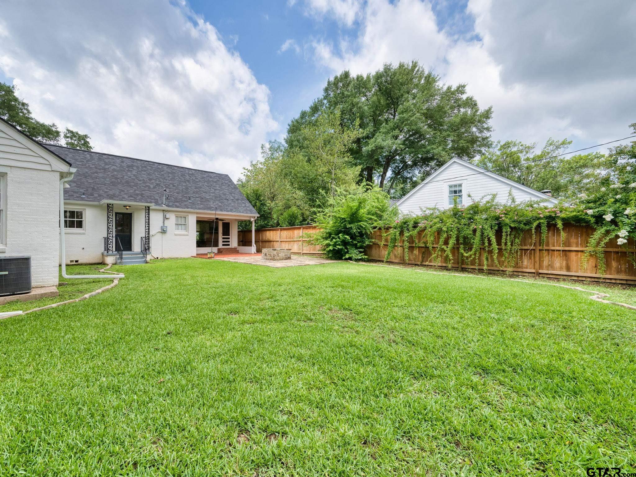 323 West 3rd Street Tyler, TX 75701 - Photo 32 of 44
