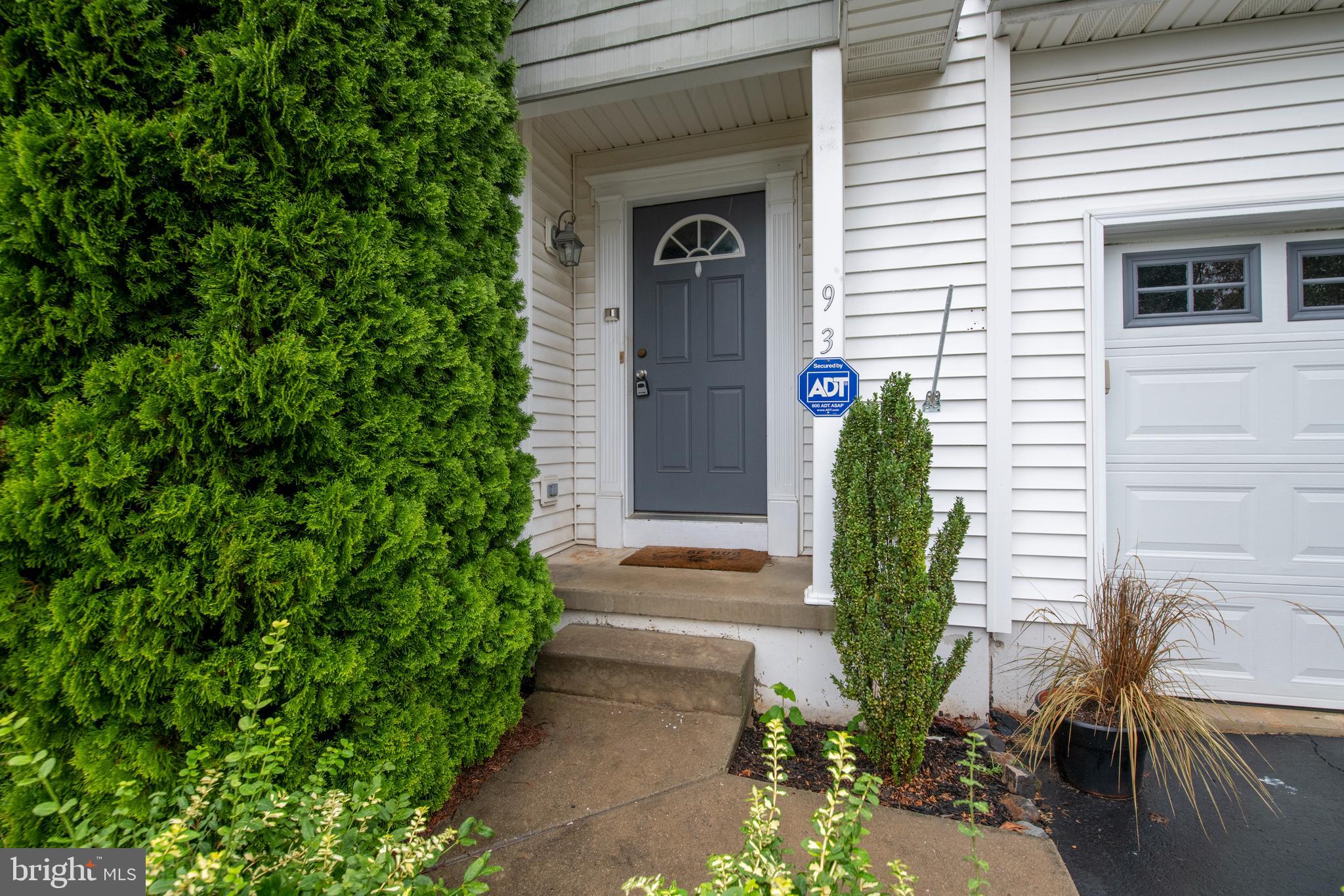 93 Kendale Road Red Lion, PA 17356 - Photo 4 of 33 Gallery Image 4