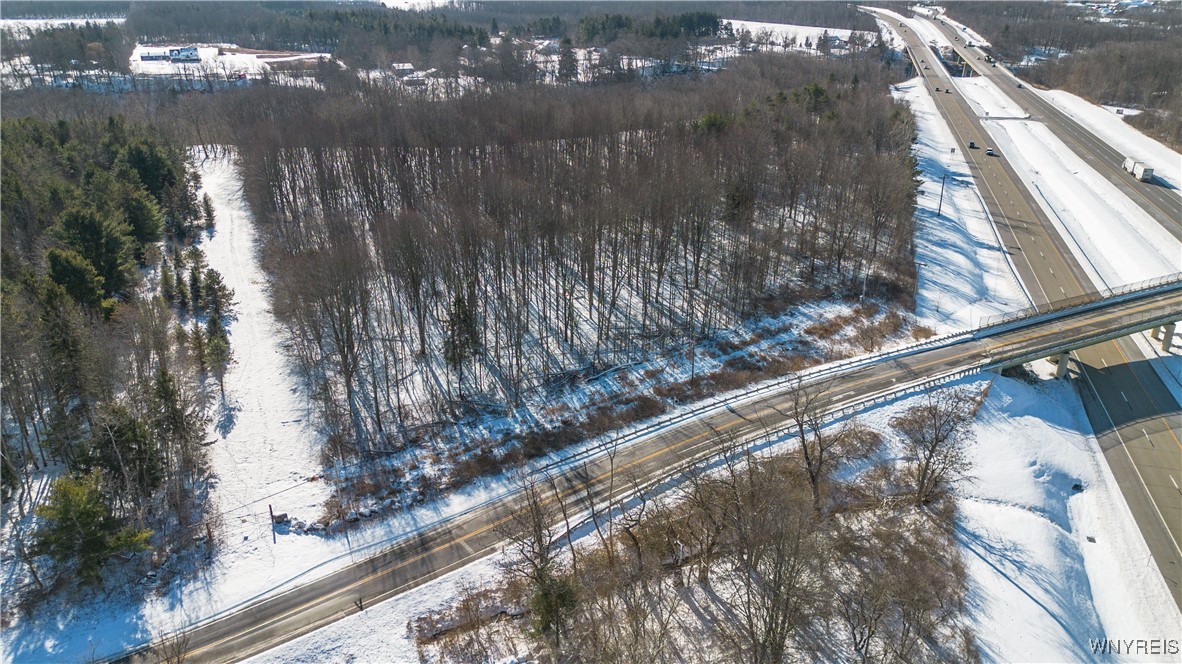 2175 North Creek Road Eden, NY 14085 - Photo 2 of 4