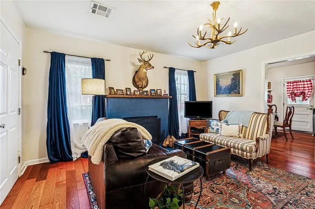 $635,000 | 26229 Mustang Lane, Mount Hermon, LA 70450