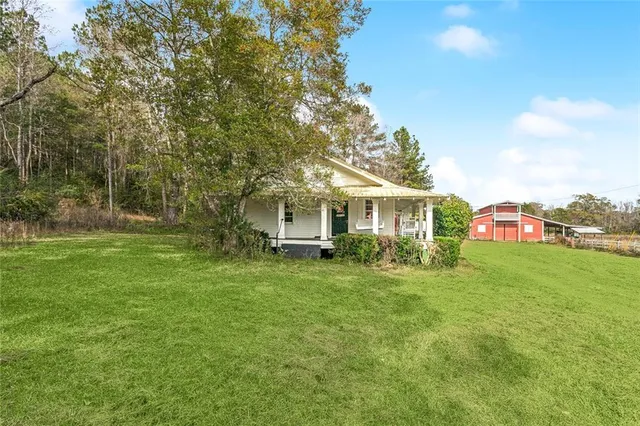 $635,000 | 26229 Mustang Lane, Mount Hermon, LA 70450