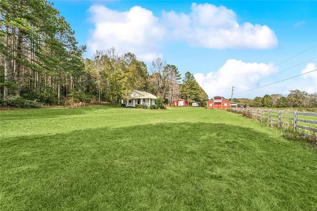 $635,000 | 26229 Mustang Lane, Mount Hermon, LA 70450