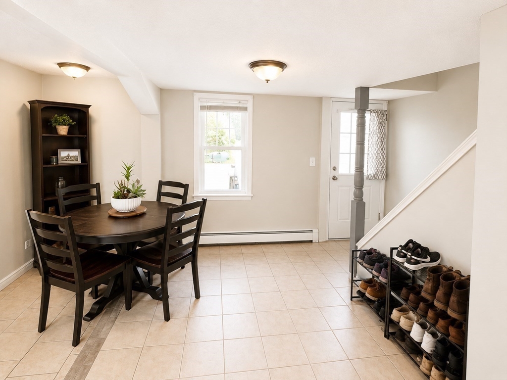 92-94 Sargent Street Leicester, MA 01611 - Photo 15 of 25 a view of a dining room with furniture