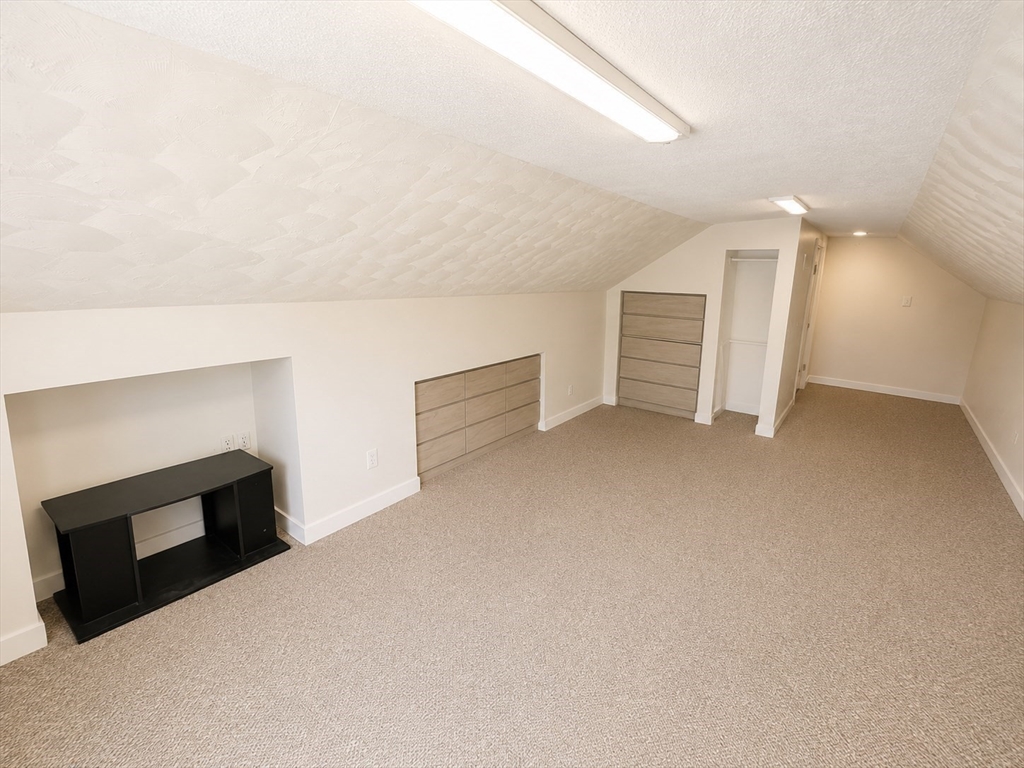 92-94 Sargent Street Leicester, MA 01611 - Photo 10 of 25 a view of empty room with white walls