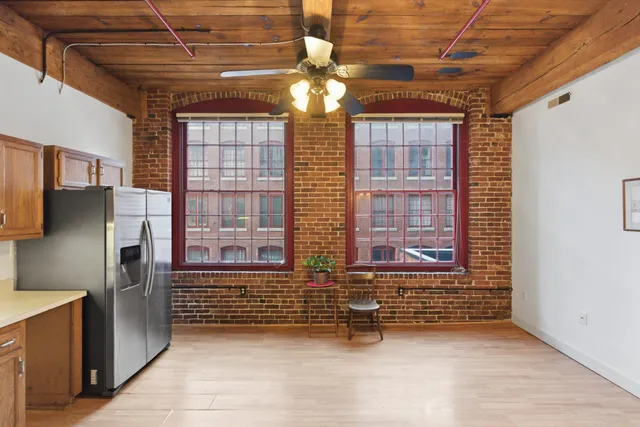 $259,000 | 470 Silver Street, Unit 206, Manchester, NH 03103