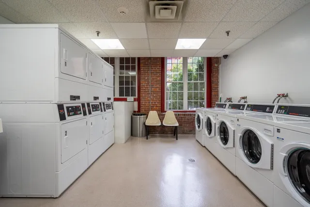 $259,000 | 470 Silver Street, Unit 206, Manchester, NH 03103