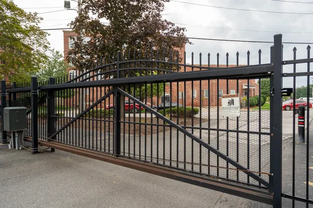 $249,000 | 470 Silver Street, Unit 206, Manchester, NH 03103