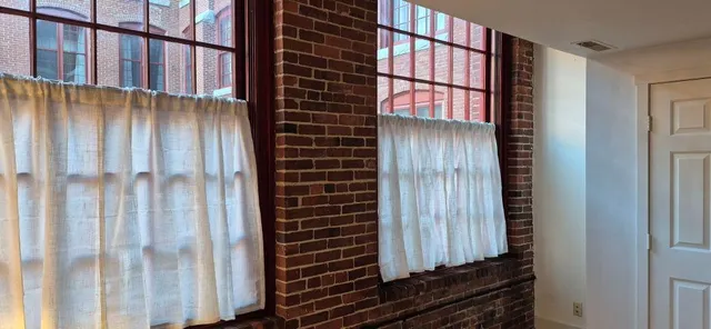 $249,000 | 470 Silver Street, Unit 206, Manchester, NH 03103