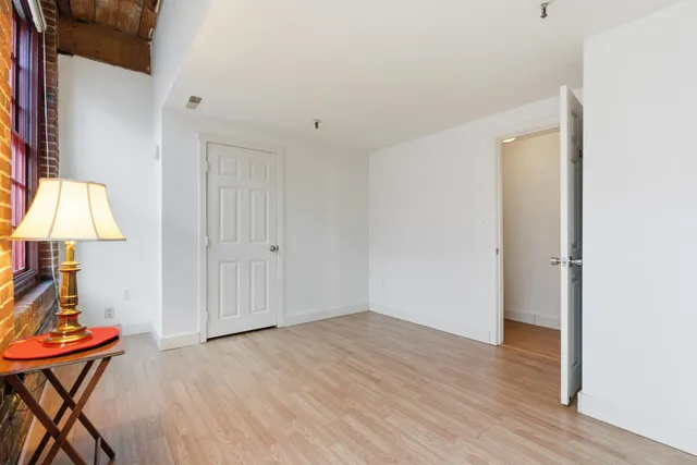 $249,000 | 470 Silver Street, Unit 206, Manchester, NH 03103