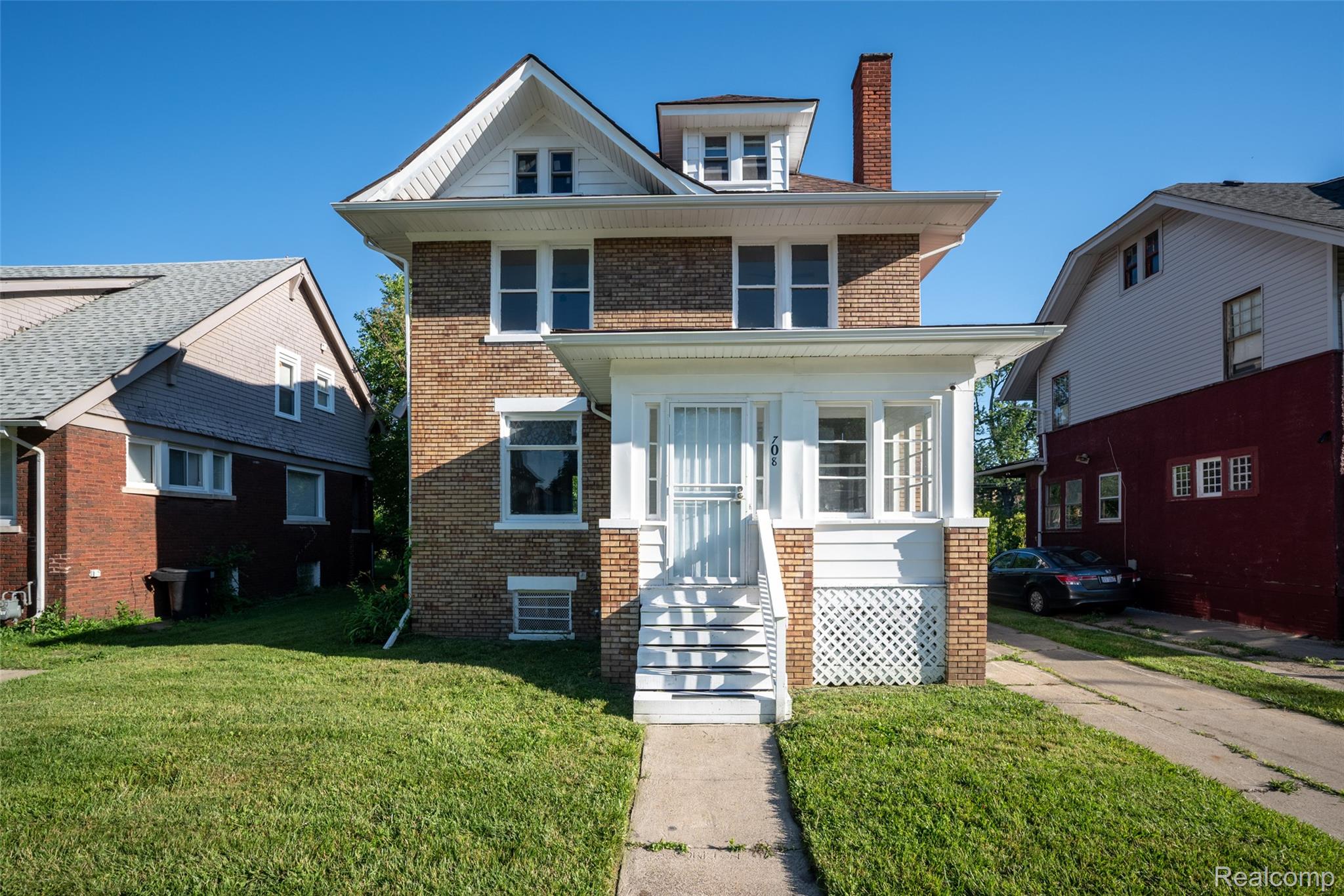 708 Webb Street Detroit, MI 48202 - Photo 1 of 32 1.jpg