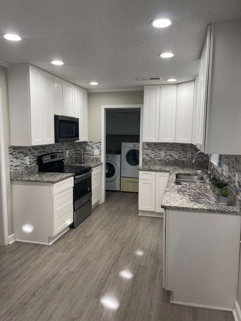 907 Mathis Street Sumter, SC 29150 - Photo 4 of 11 Gallery Image 4