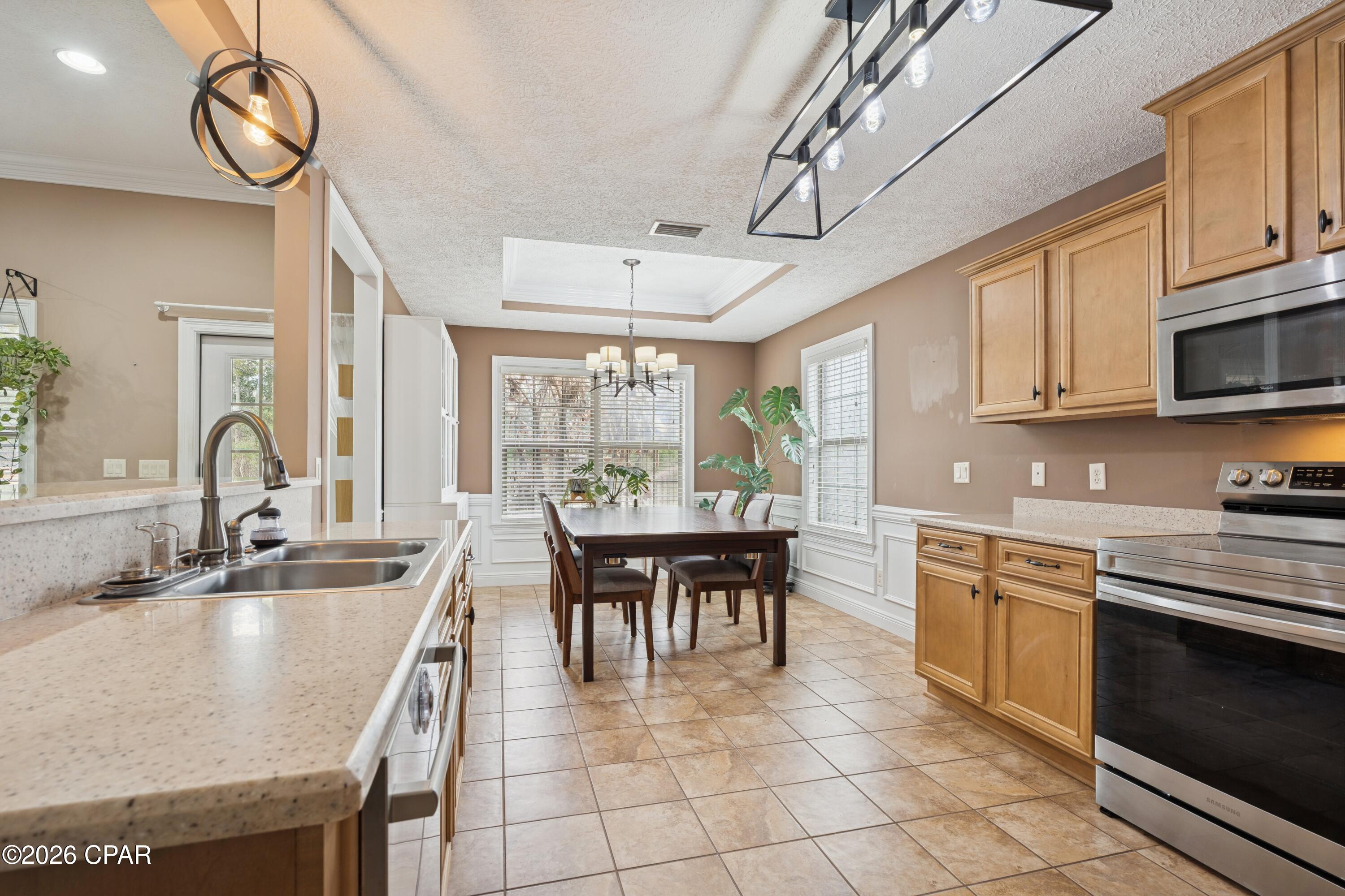 3527 Azalea Way Panama City, FL 32405 - Photo 14 of 38