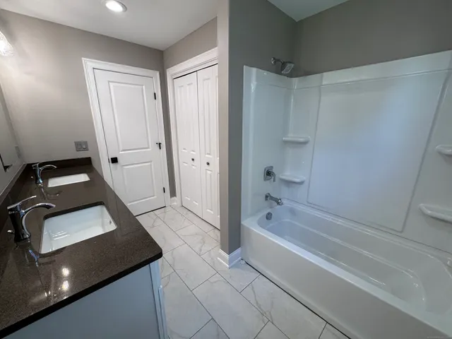 $529,900 | 21 Charles Street, Enfield, CT 06082