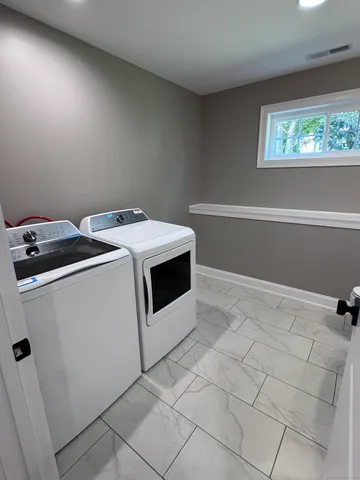 $529,900 | 21 Charles Street, Enfield, CT 06082