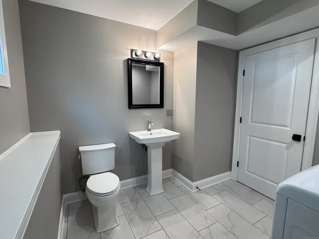 $529,900 | 21 Charles Street, Enfield, CT 06082