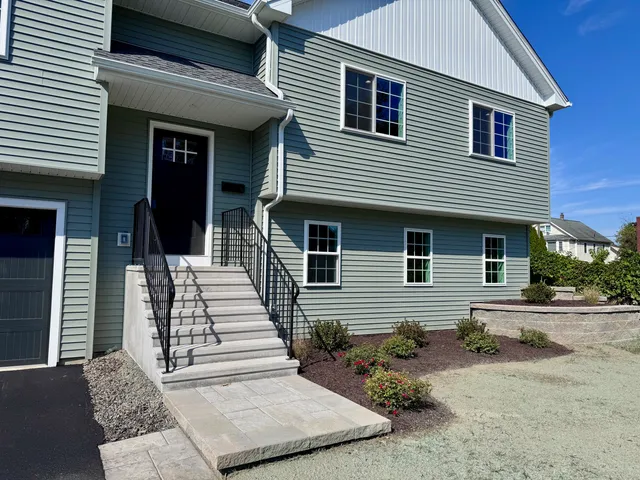 $529,900 | 21 Charles Street, Enfield, CT 06082