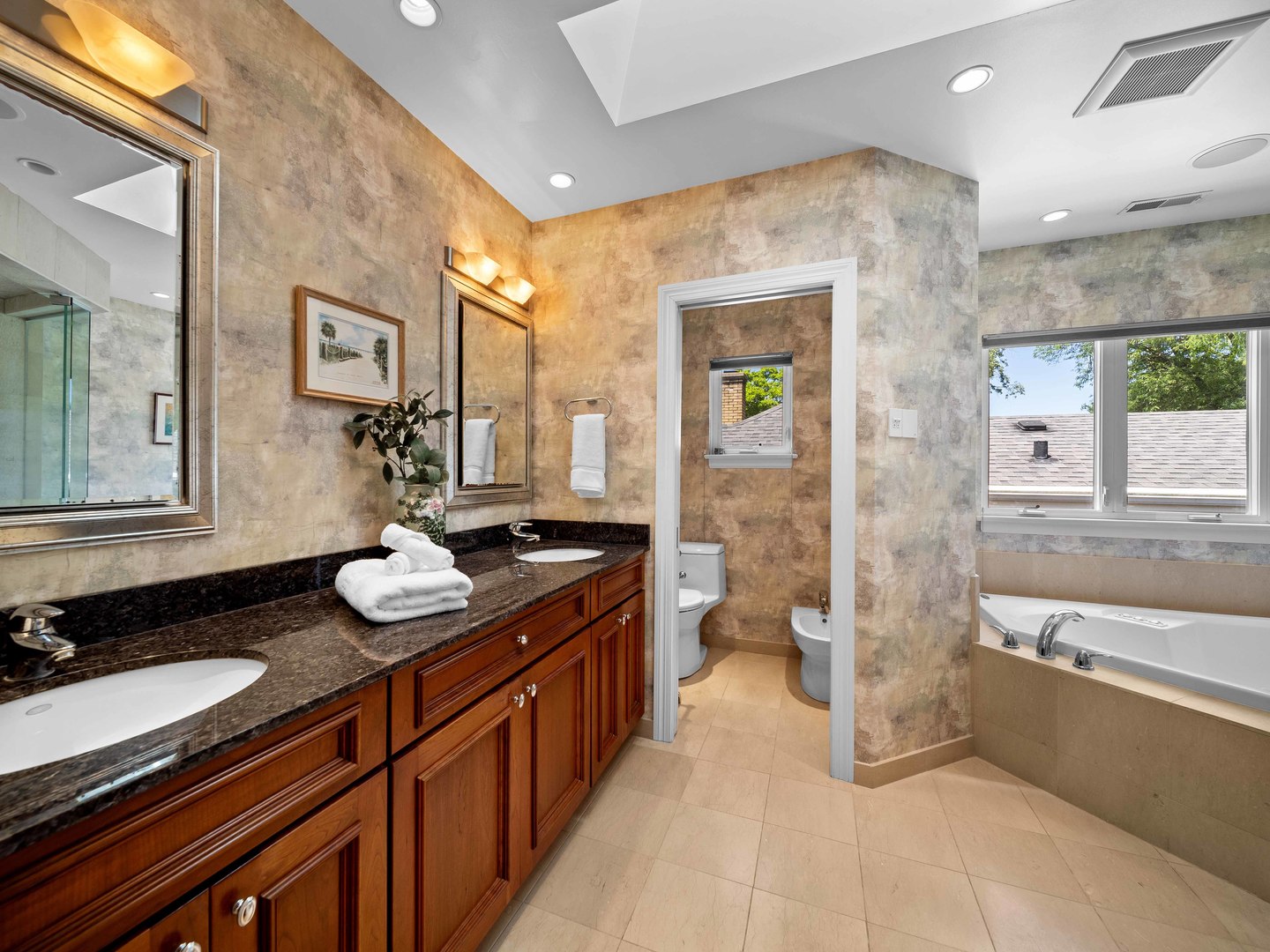 9530 Harding Avenue Evanston, IL 60203 - Photo 30 of 54
