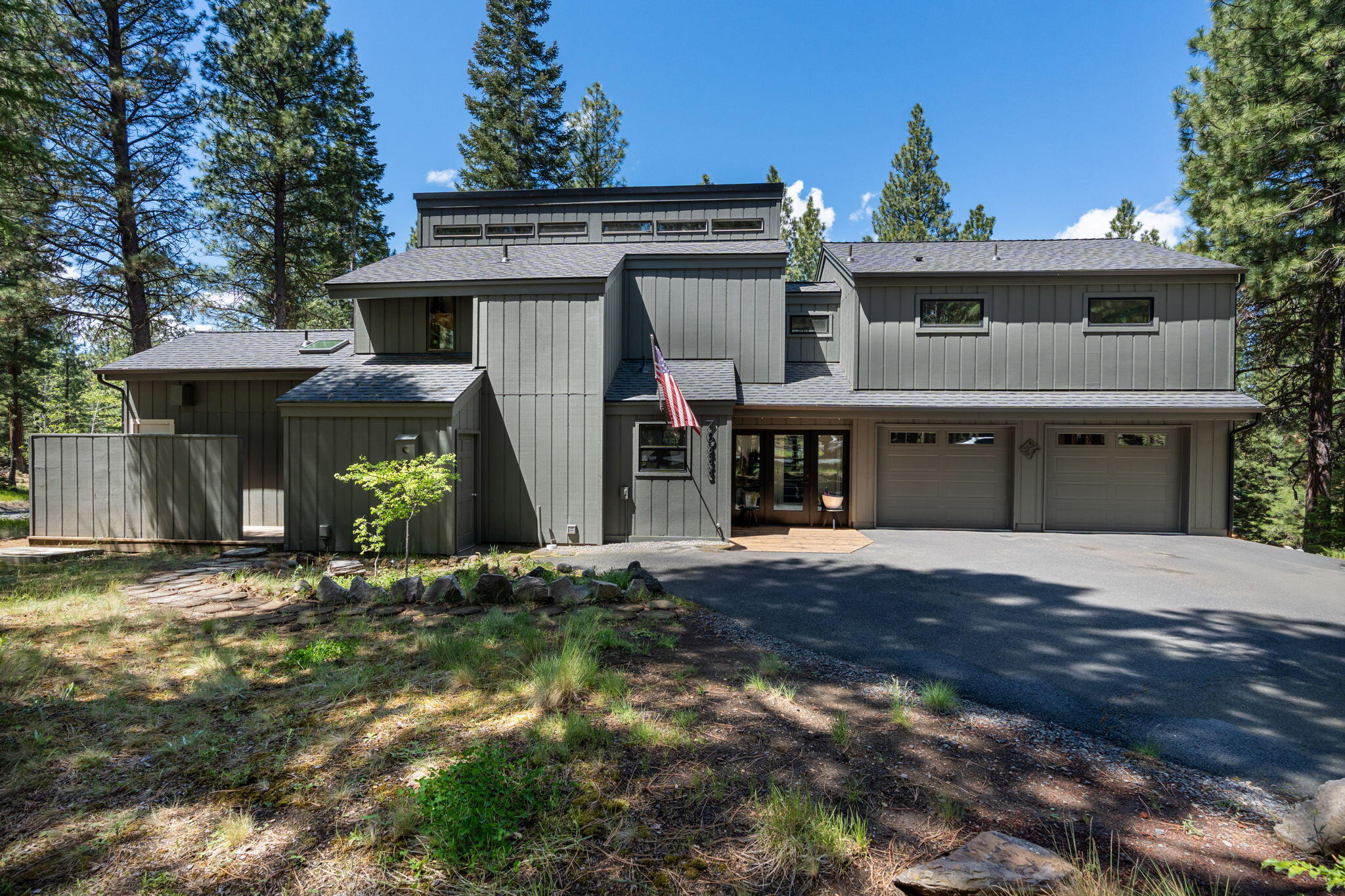 70833 Goosefoot, Unit GH 303 Black Butte Ranch, OR 97759 - Photo 4 of 51 2026_05_18_70833_goosefoot_gh303_bbr-5