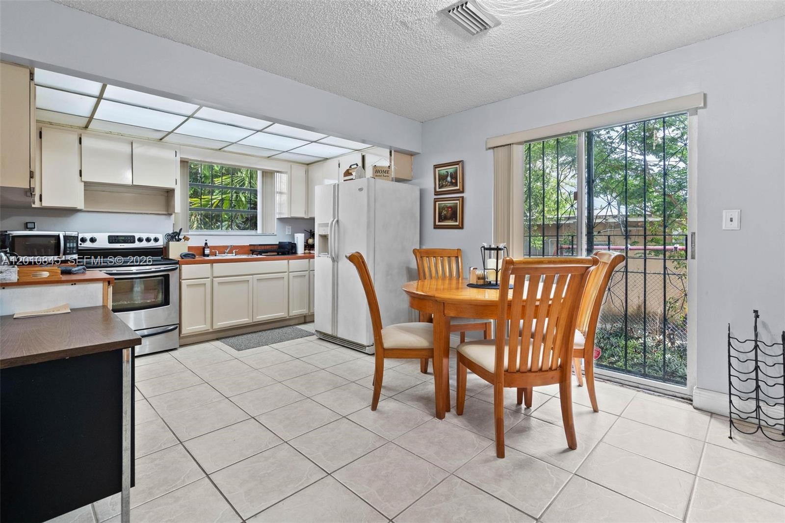 1712 Southwest 13th Street Miami, FL 33145 - Photo 13 of 20