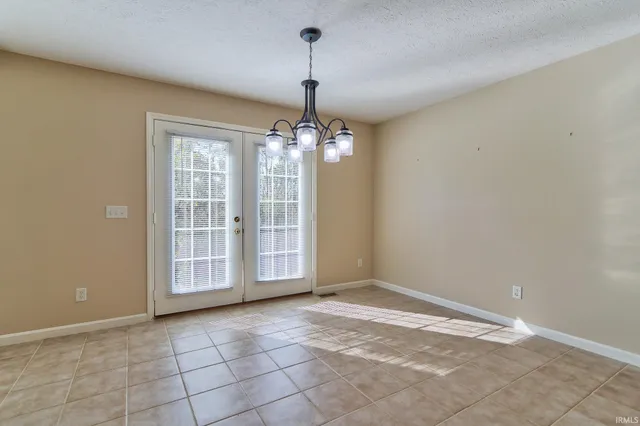 $275,000 | 2535 Heard Street, Evansville, IN 47725