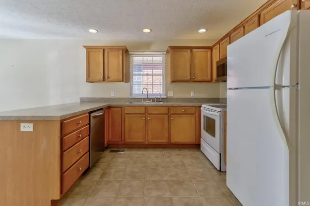 $275,000 | 2535 Heard Street, Evansville, IN 47725