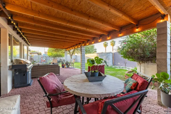 $330,000 | 2810 West San Miguel Avenue, Phoenix, AZ 85017