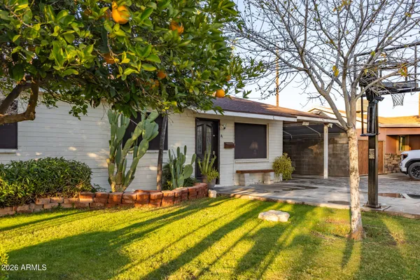 $330,000 | 2810 West San Miguel Avenue, Phoenix, AZ 85017