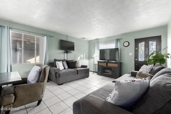 $330,000 | 2810 West San Miguel Avenue, Phoenix, AZ 85017