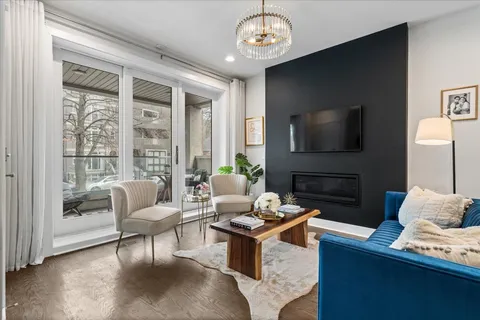 $765,000 | 2731 West Cortez Street, Unit 1, Chicago, IL 60622