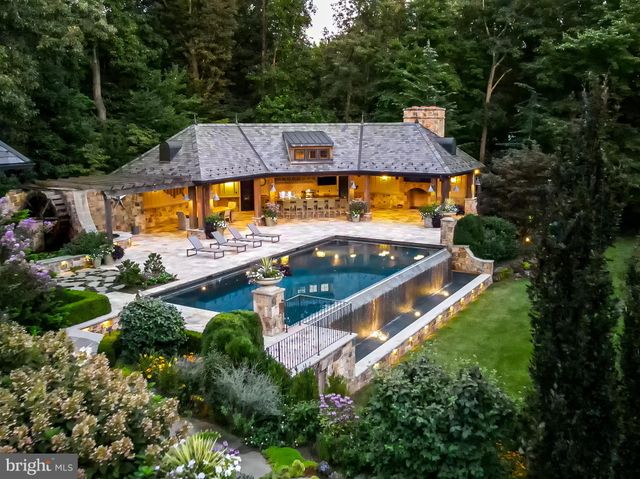 $7,100,000 | 524 Innsbruck Avenue, Great Falls, VA 22066